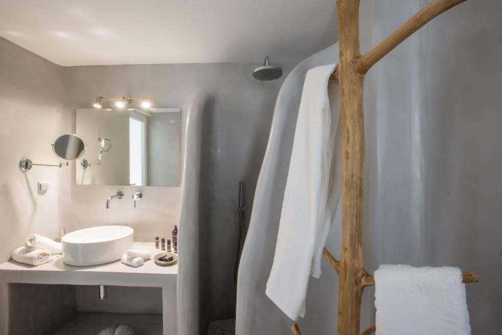 Jonaz Rooms & Suites Ornos (Mykonos) Exteriör bild